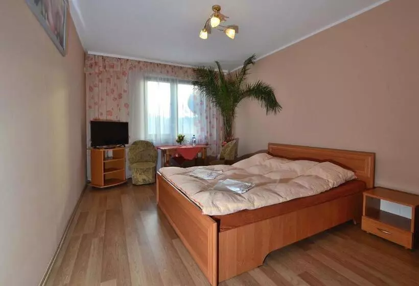 Retkeilymaja Zajazd Zagłoba