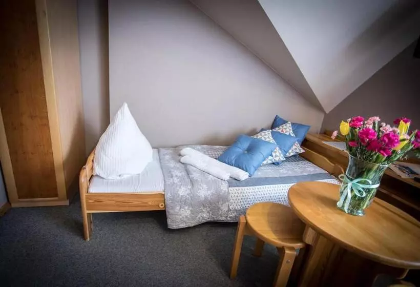 تختخواب و صبحانه Anielski Zakatek Polanczyk