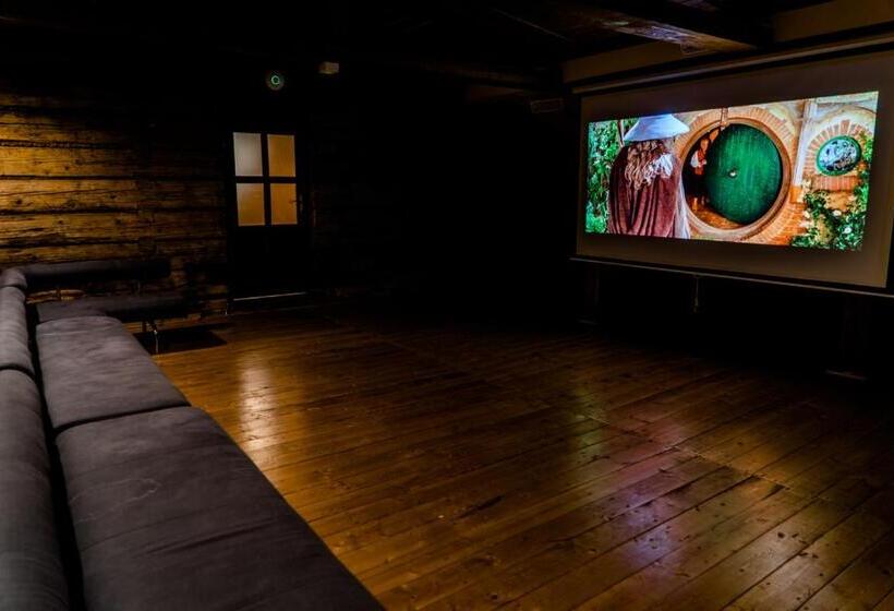 Bed and Breakfast Dworek Szwajcaria