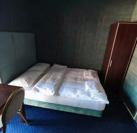 Aamiaismajoitus (B&B) Nata Pokoje Gościnne Restauracja