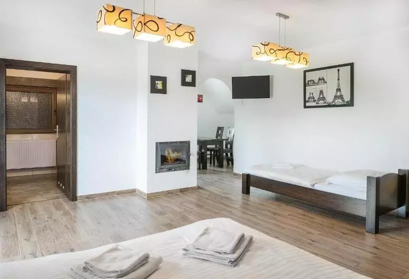 ベッドアンドブレックファースト Resort Pod Lasem