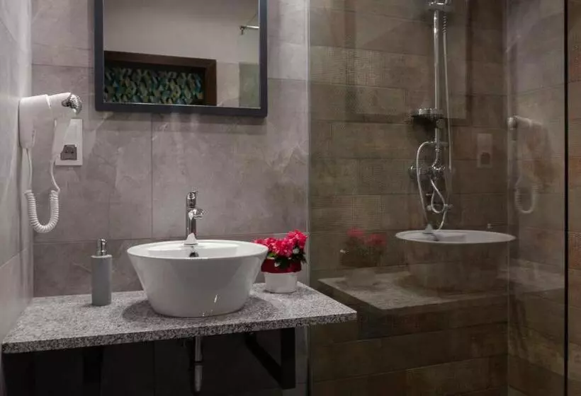 ベッドアンドブレックファースト Resort Pod Lasem