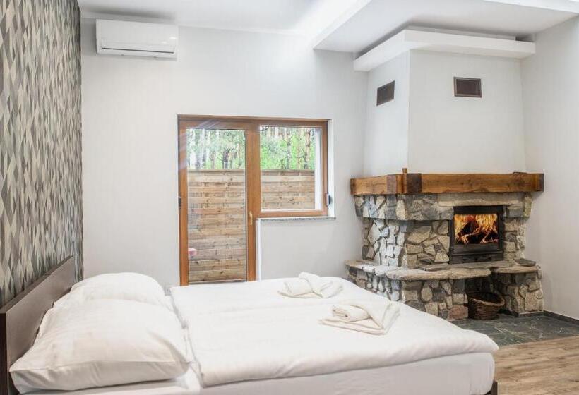 住宿加早餐 Resort Pod Lasem