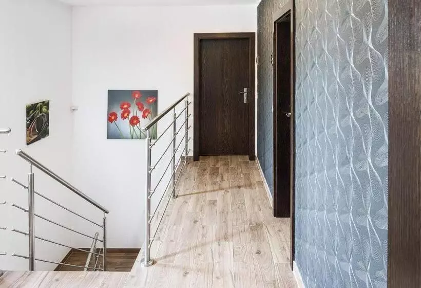 ベッドアンドブレックファースト Resort Pod Lasem