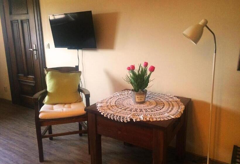 مبيت وإفطار Siedlisko Nad Miedwiem