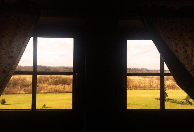 مبيت وإفطار Siedlisko Nad Miedwiem