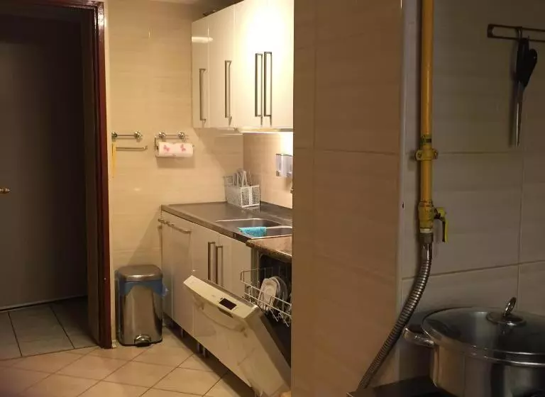 تختخواب و صبحانه Villa Almira