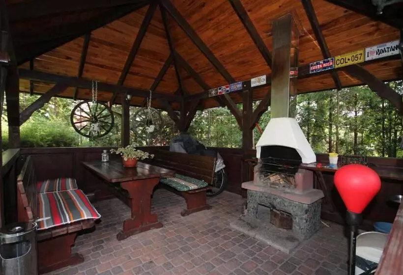 Aamiaismajoitus (B&B) Willa Atrium