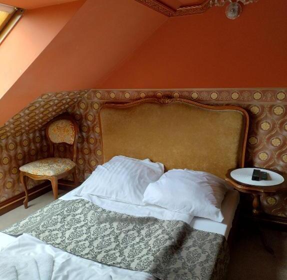 تختخواب و صبحانه Willa Kraj