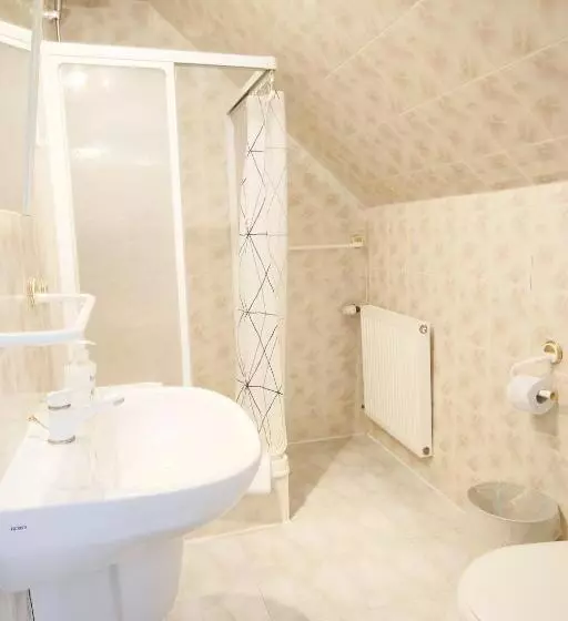 تختخواب و صبحانه Willa Scandia