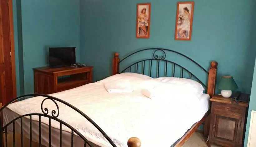 تختخواب و صبحانه Willa Silesia