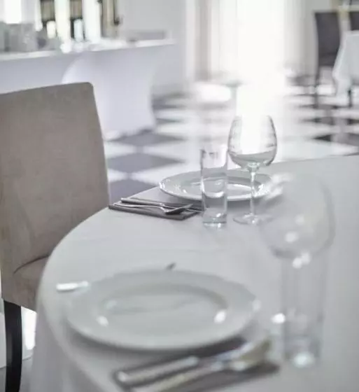 Biała Wstążka B&b