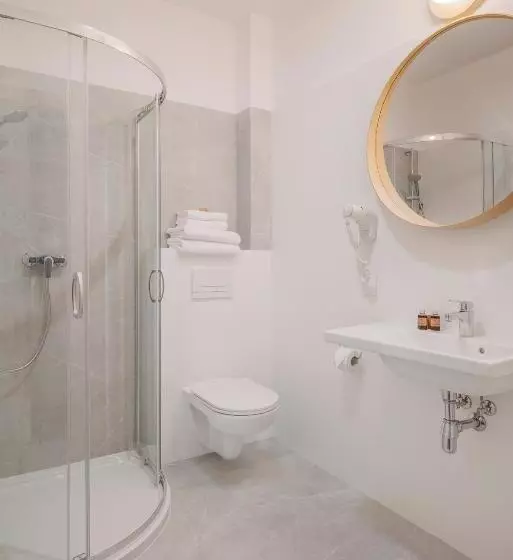 Hi Hotel Gdansk Airport