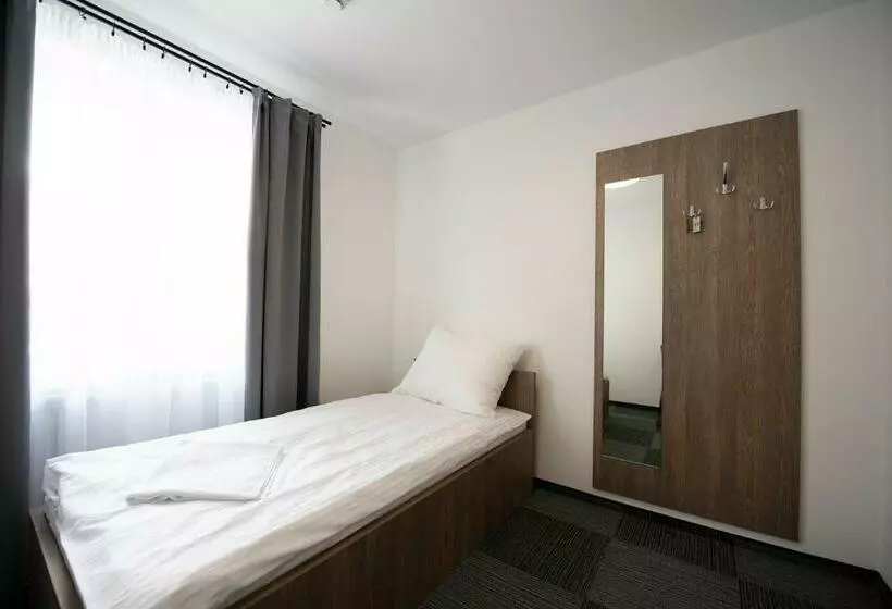 Hostel Sms