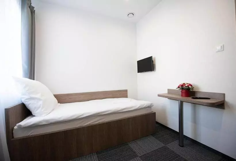 Hostel Sms