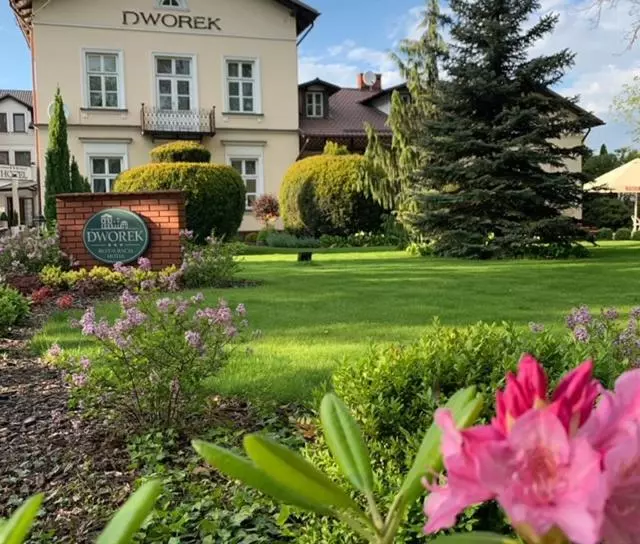 ホテル Dworek
