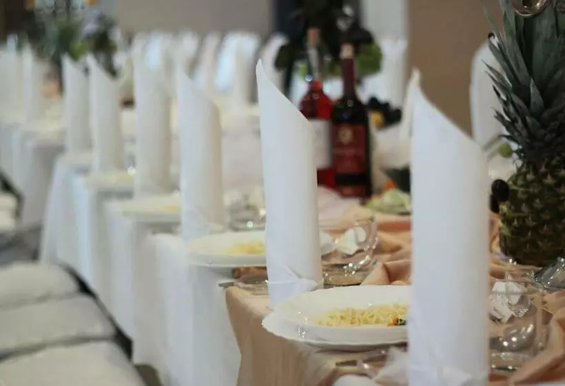 Hotelli Malibu Kalisz