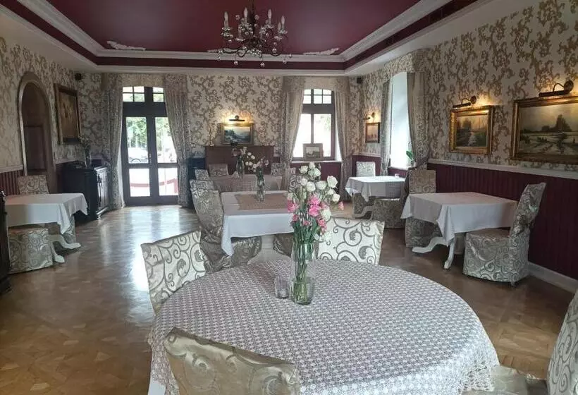 Hotelli Pałacyk Konin