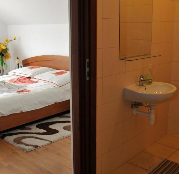 호텔 Restauracja Rywa Verci