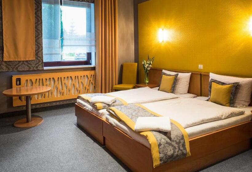 فندق Restauracja Tawerna Gliwice