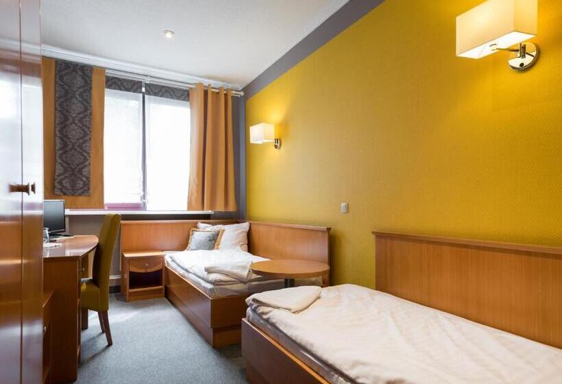 فندق Restauracja Tawerna Gliwice