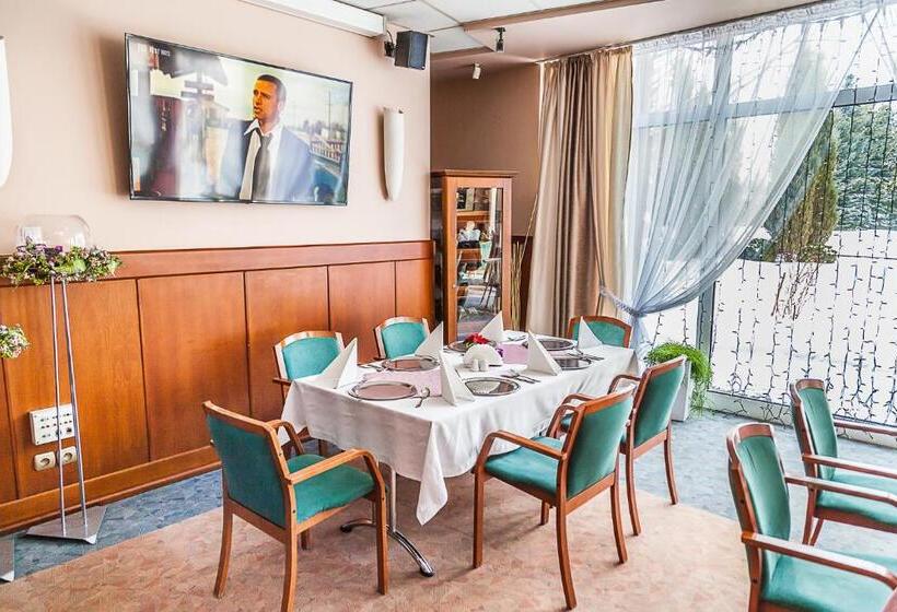 בית מלון כפרי Rychło