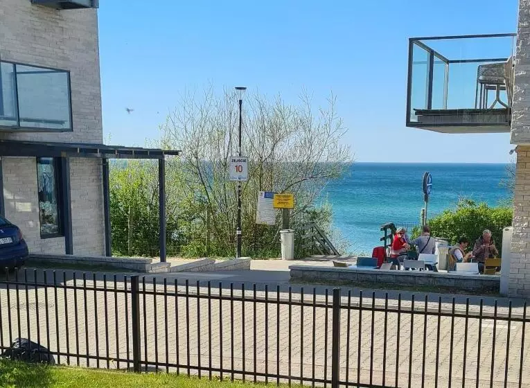 ペンション Bursztynowa Przy Morzu   1 Minuta Do Plaży