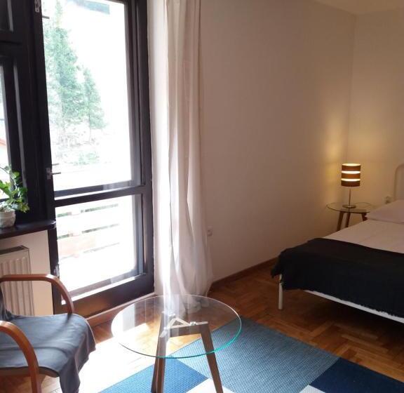 펜션 Domek W Szczyrku