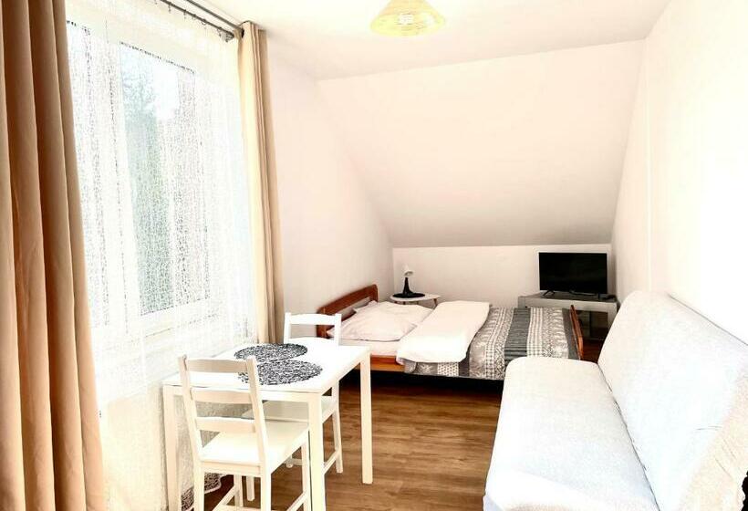 膳宿费 Gościniec I Restauracja Salton