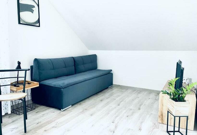 膳宿费 Gościniec I Restauracja Salton