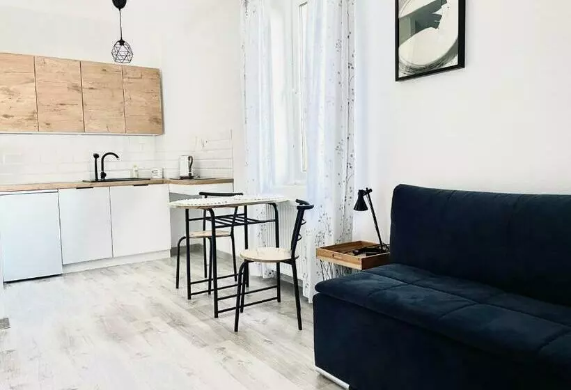 ペンション Gościniec I Restauracja Salton