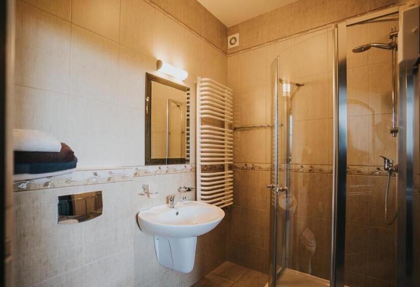 膳宿费 Grzechowisko