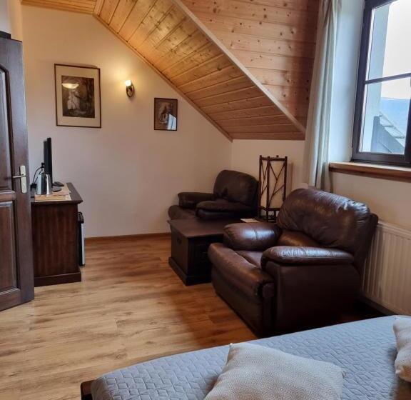 膳宿费 Grzechowisko