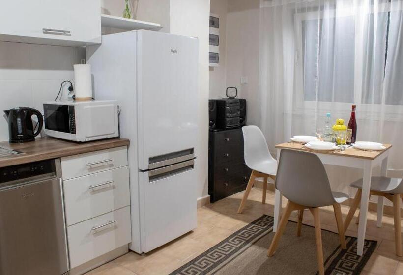 بنسيون Podomek