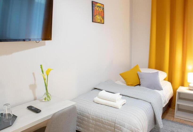 بنسيون Podomek