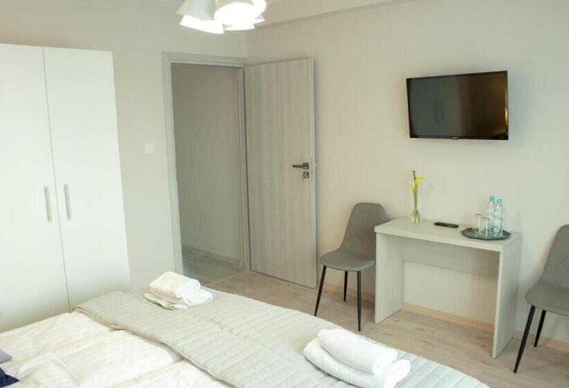 بنسيون Podomek