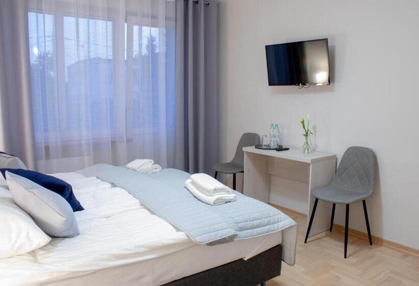 بنسيون Podomek