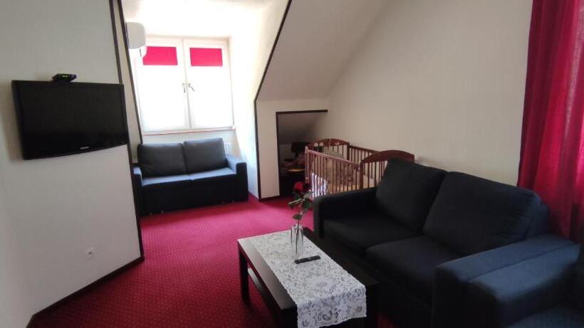 膳宿费 Rancho Colorado