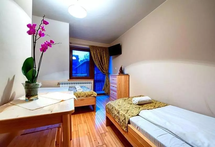 ペンション Willa Chaber