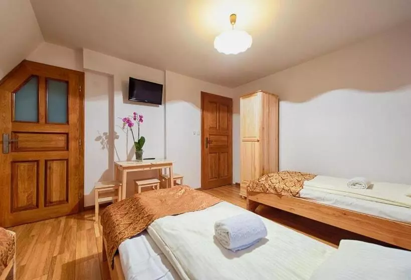 ペンション Willa Chaber