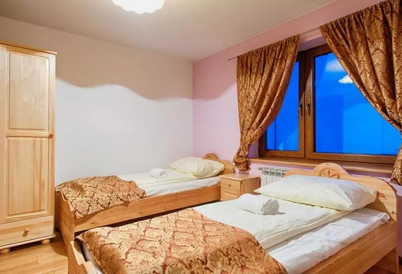 ペンション Willa Chaber