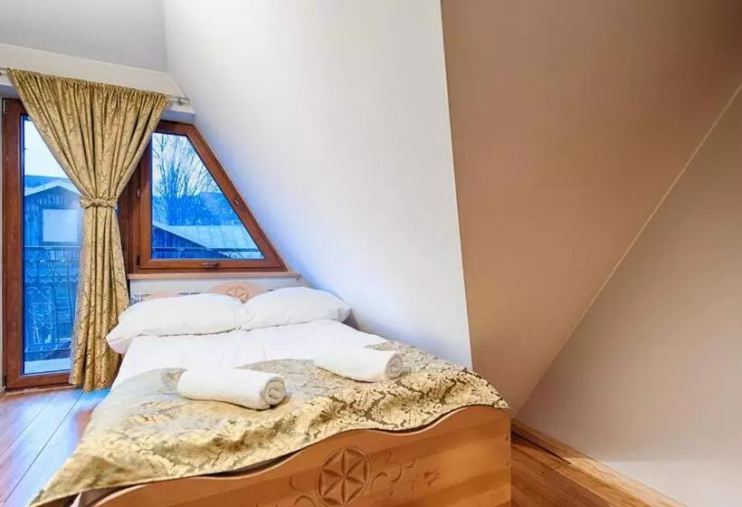 ペンション Willa Chaber