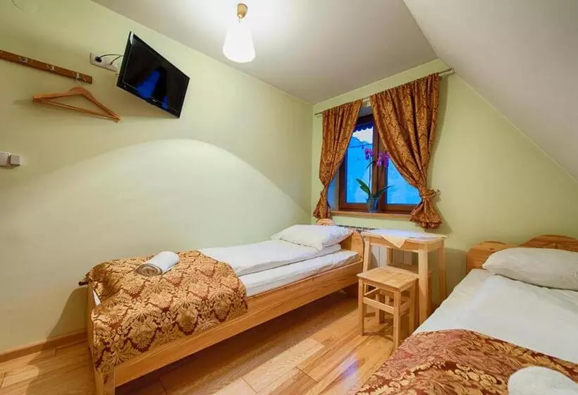 ペンション Willa Chaber