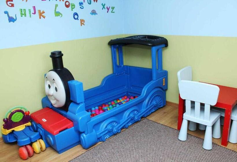 پانسیون Willa Górskie Retro