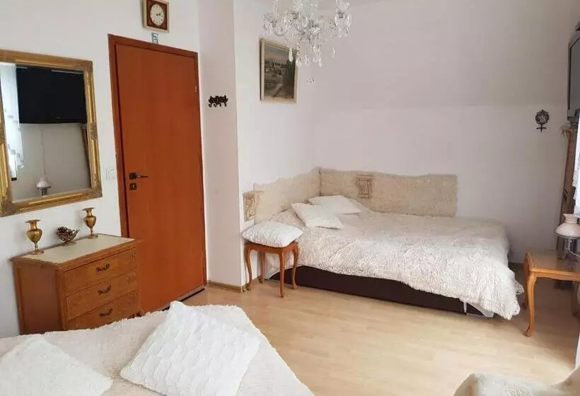 Majatalo Zajazd Ponikiew   Noclegi Wadowice