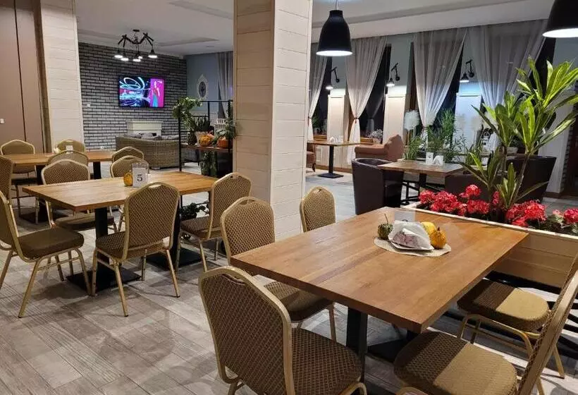 Lomakeskus Ow Krakus I   Pokoje I Domki