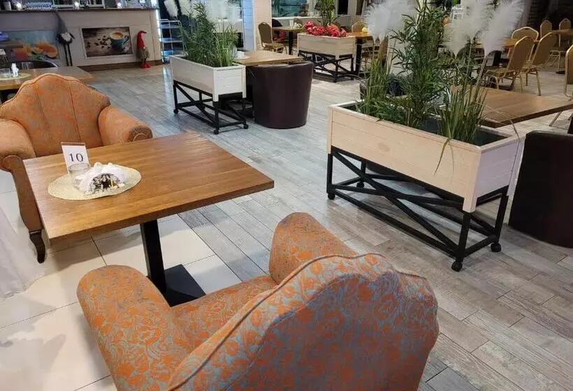 Lomakeskus Ow Krakus I   Pokoje I Domki