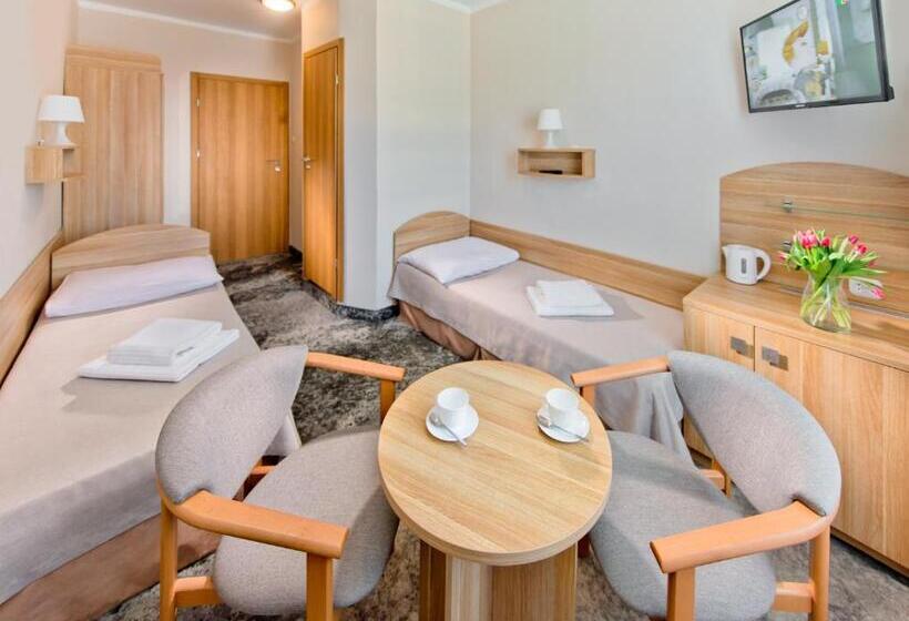 אתר נופש Piramida Lux