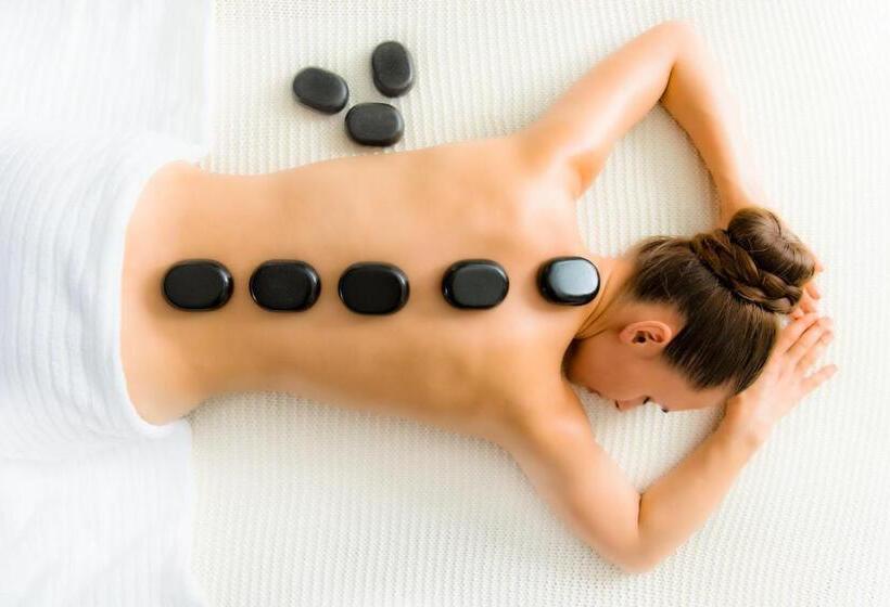 אתר נופש Piramida Lux