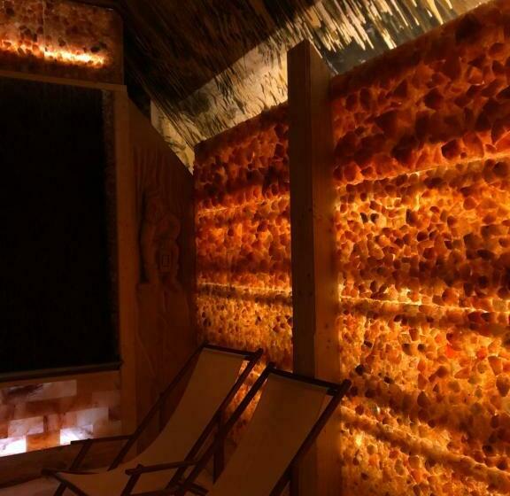 리조트 Wichrowe Wzgórze Chmielno